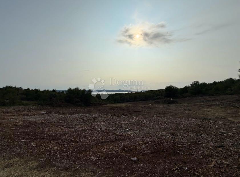 Zazidljivo zemljišče Crno, Zadar, 1.050m2