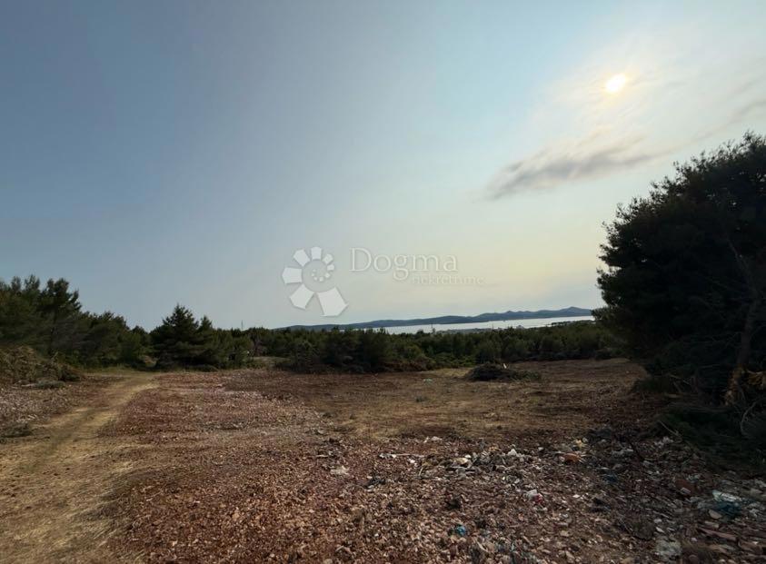 Zazidljivo zemljišče Crno, Zadar, 1.050m2