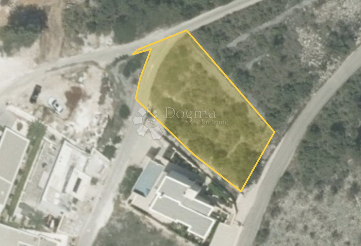 Zazidljivo zemljišče Sevid, Marina, 750m2