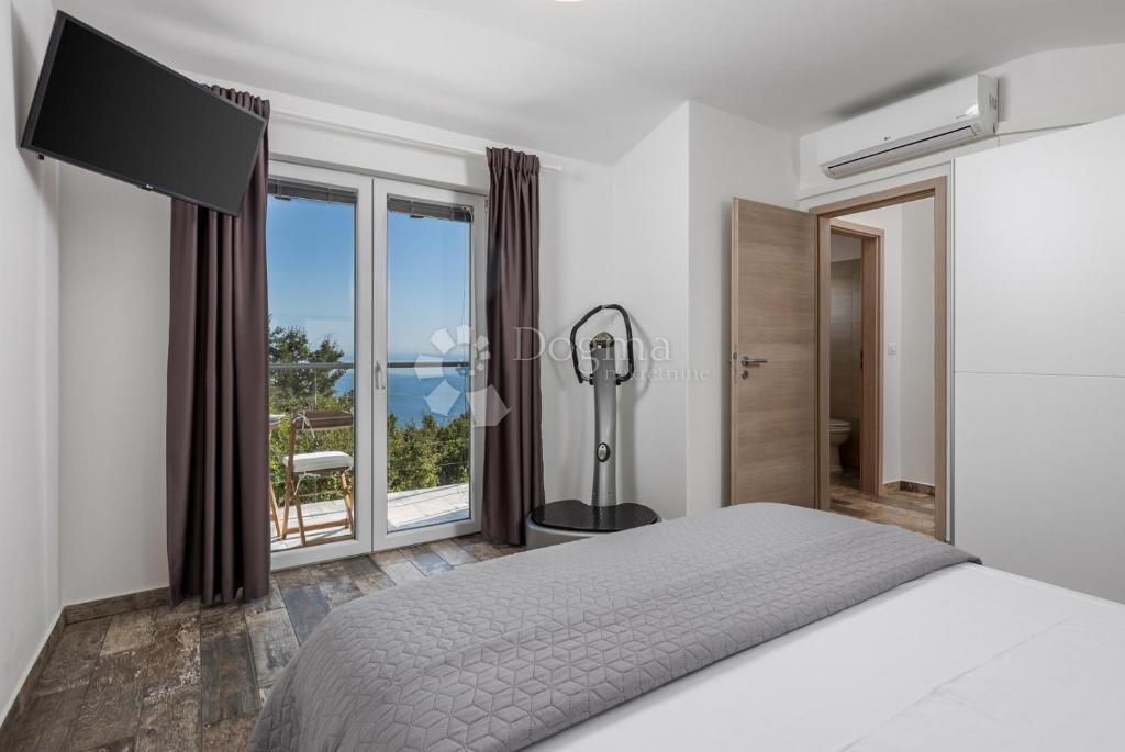 Hiša Sveta Jelena, Mošćenička Draga, 90m2