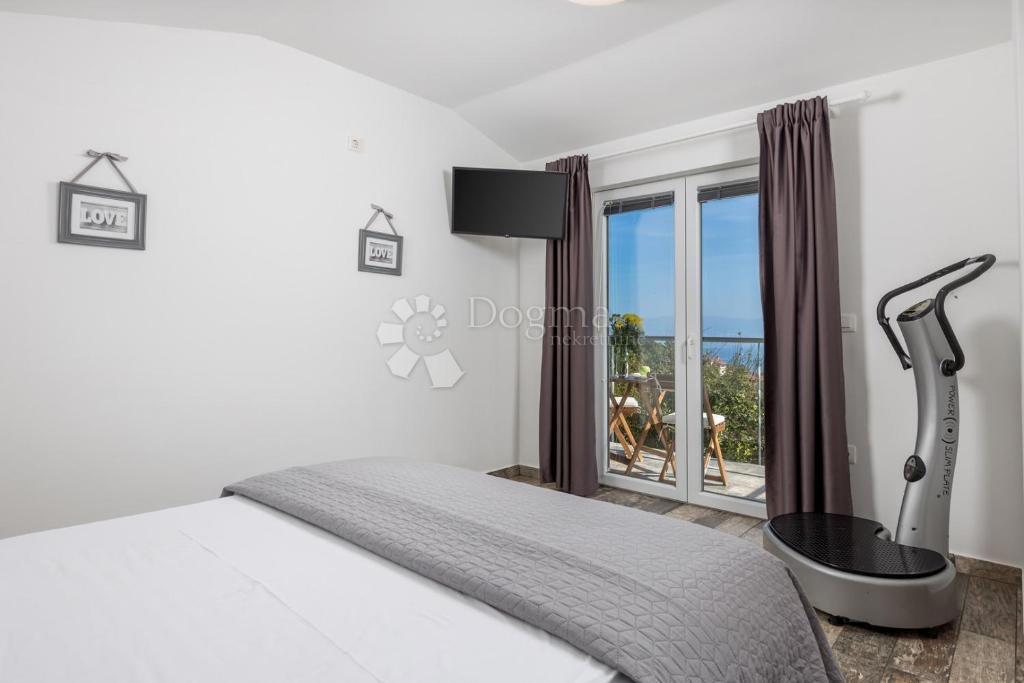 Hiša Sveta Jelena, Mošćenička Draga, 90m2