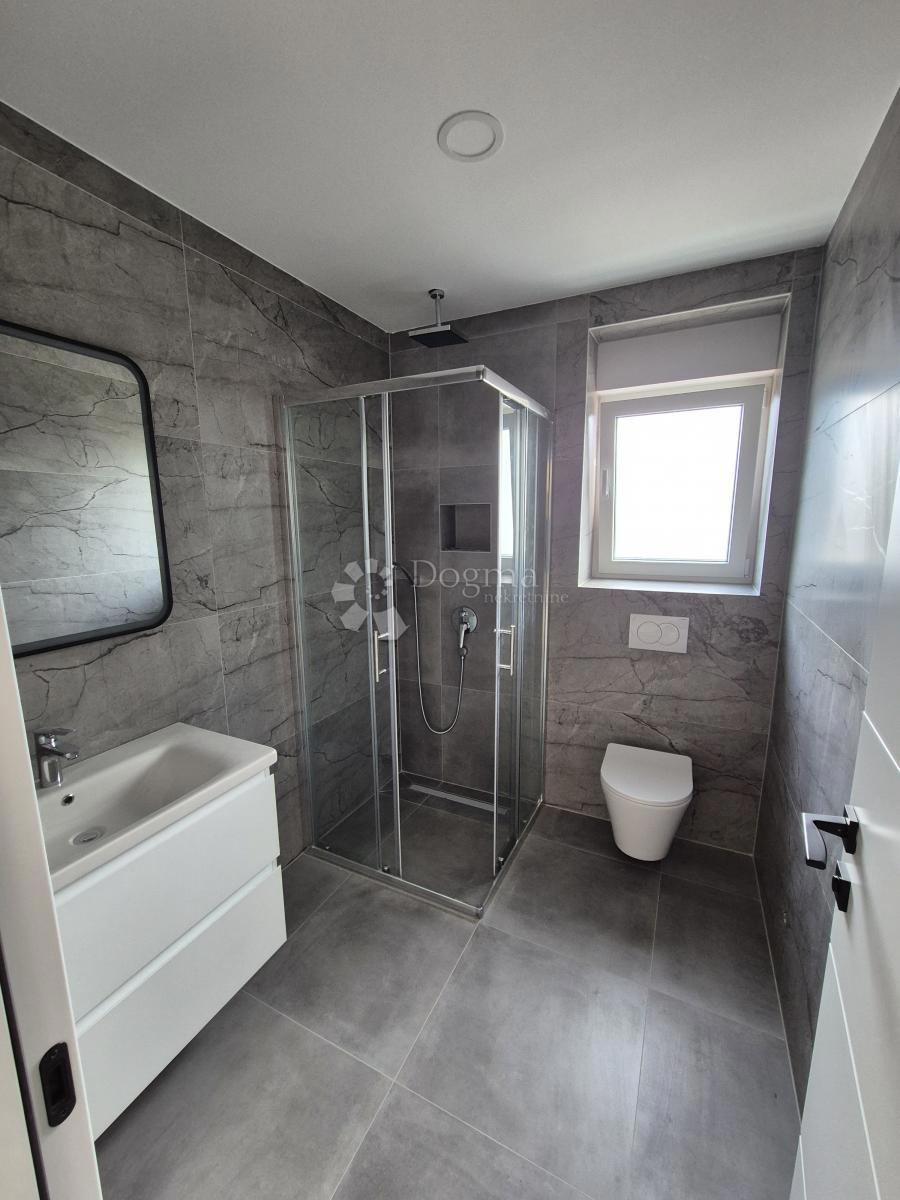 Stanovanje Grebaštica, Šibenik - Okolica, 58,75m2