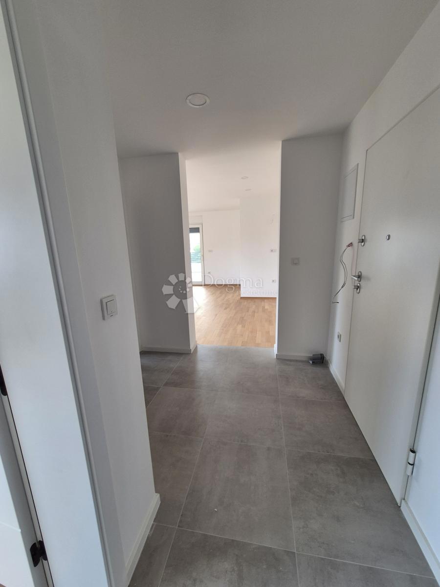 Stanovanje Grebaštica, Šibenik - Okolica, 58,75m2