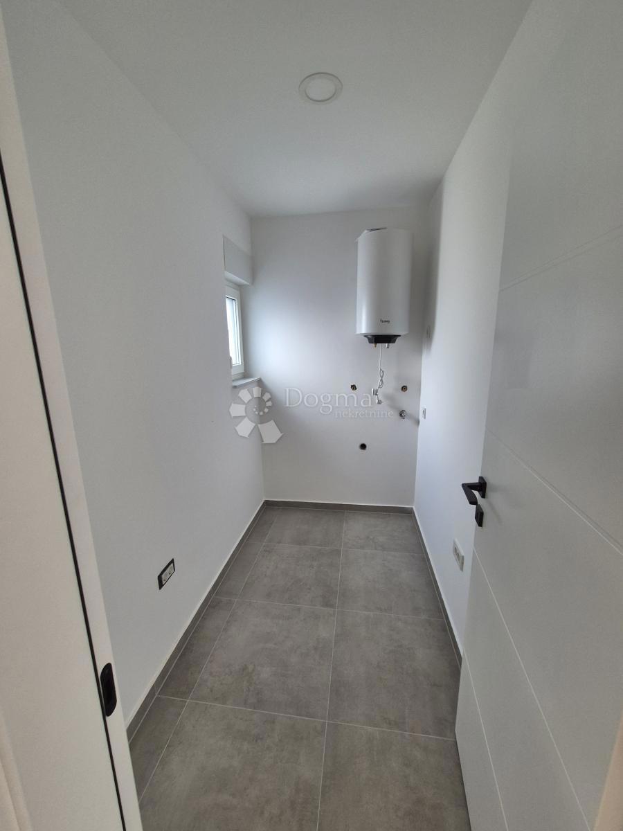 Stanovanje Grebaštica, Šibenik - Okolica, 58,75m2