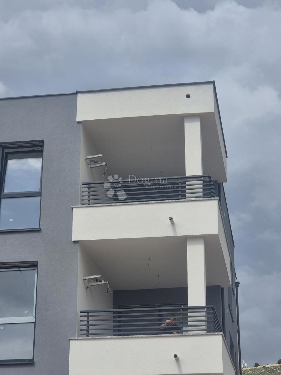 Stanovanje Grebaštica, Šibenik - Okolica, 58,75m2