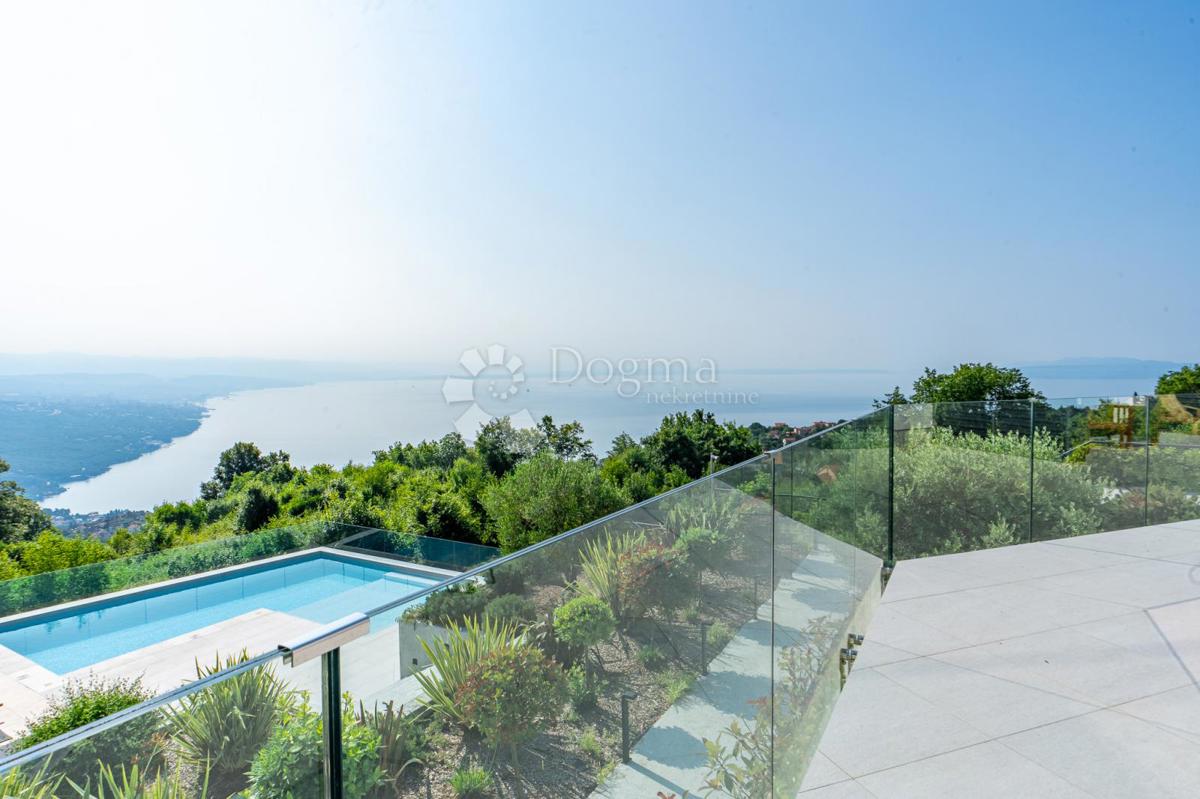 Hiša Bregi, Matulji, 250m2
