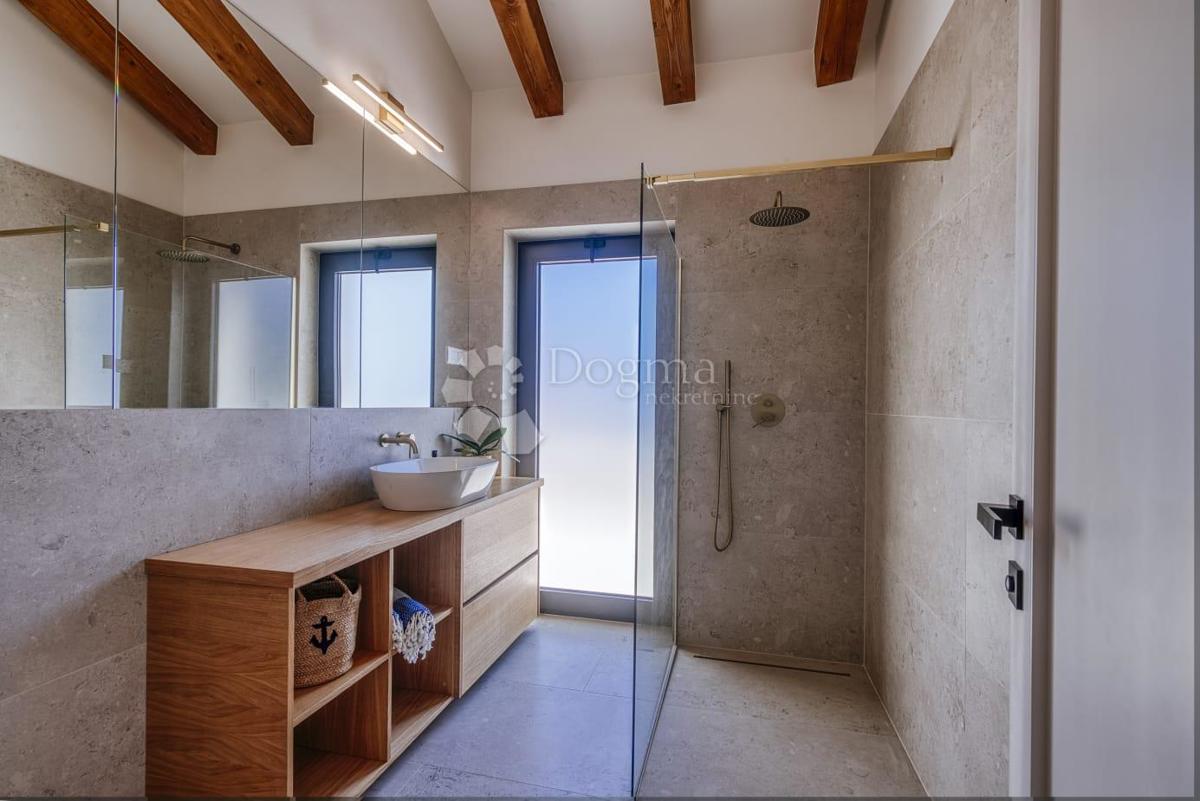 Hiša Mali Iž, Zadar - Okolica, 294m2