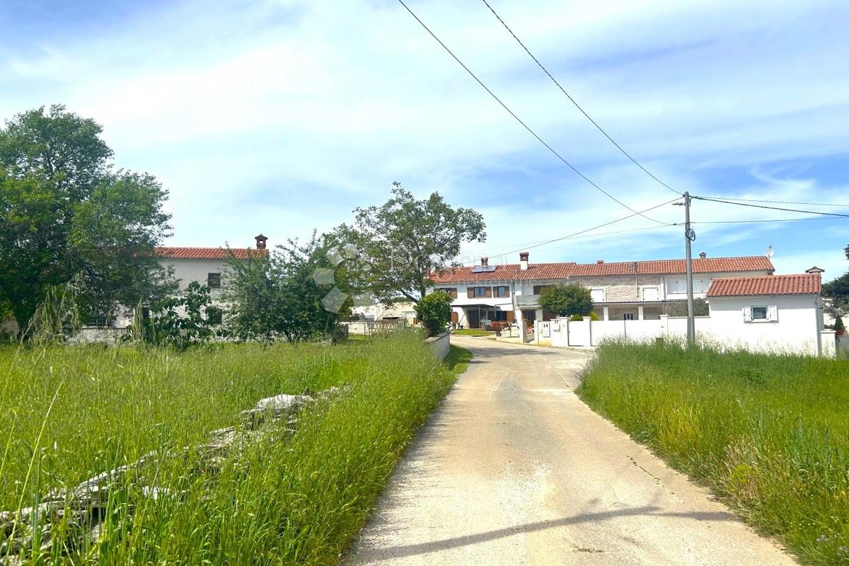 Zemljišče Orihi, Barban, 3.020m2