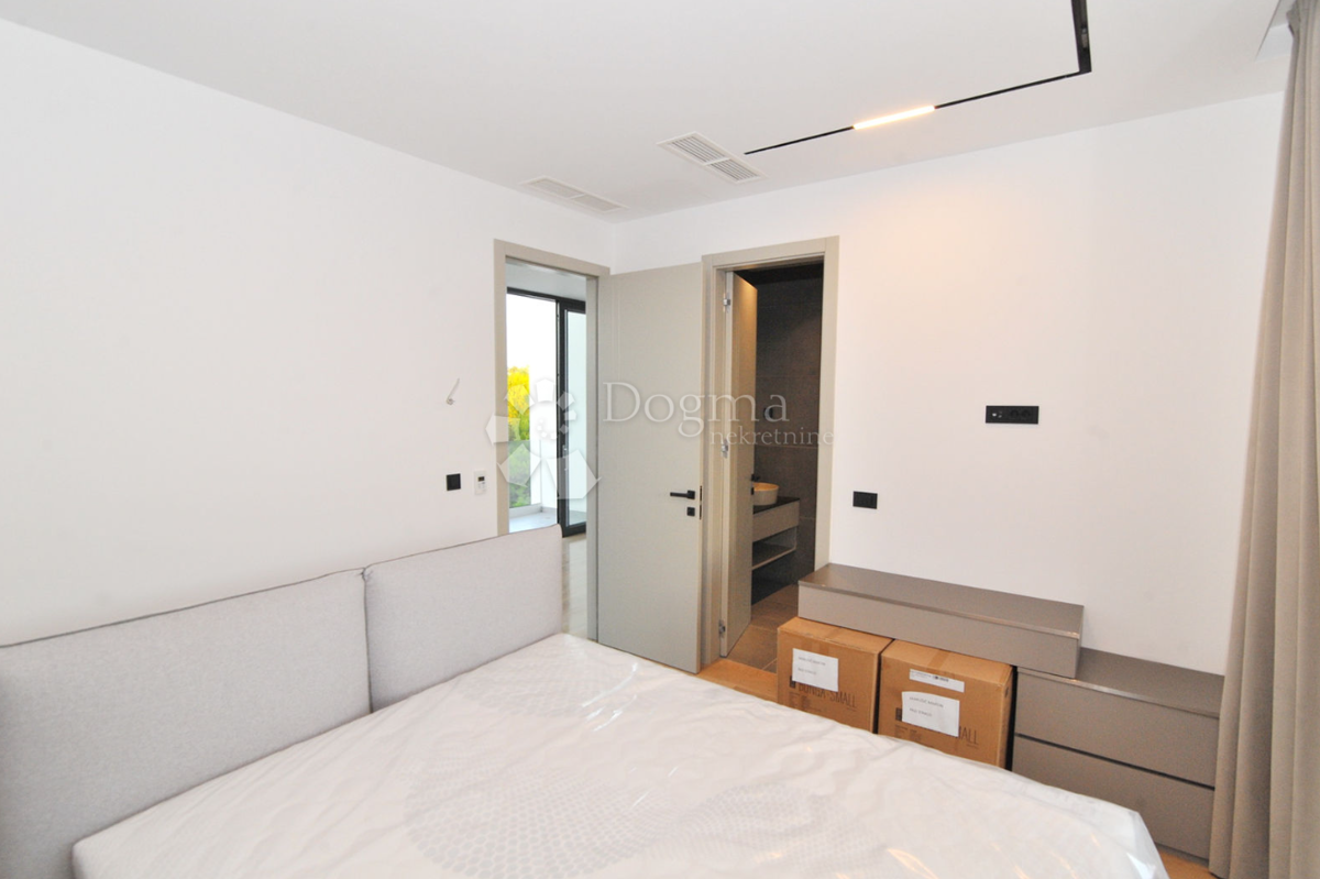 Hiša Privlaka, 230m2