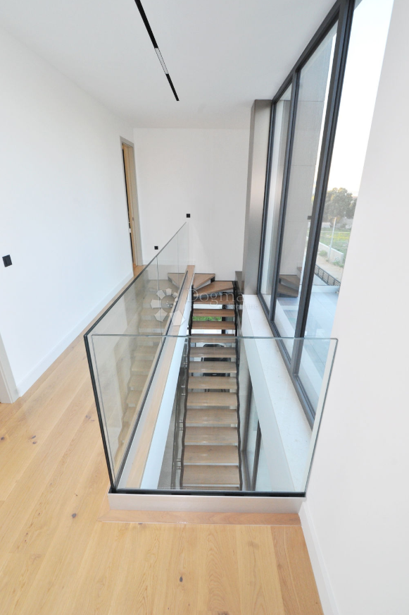 Hiša Privlaka, 230m2