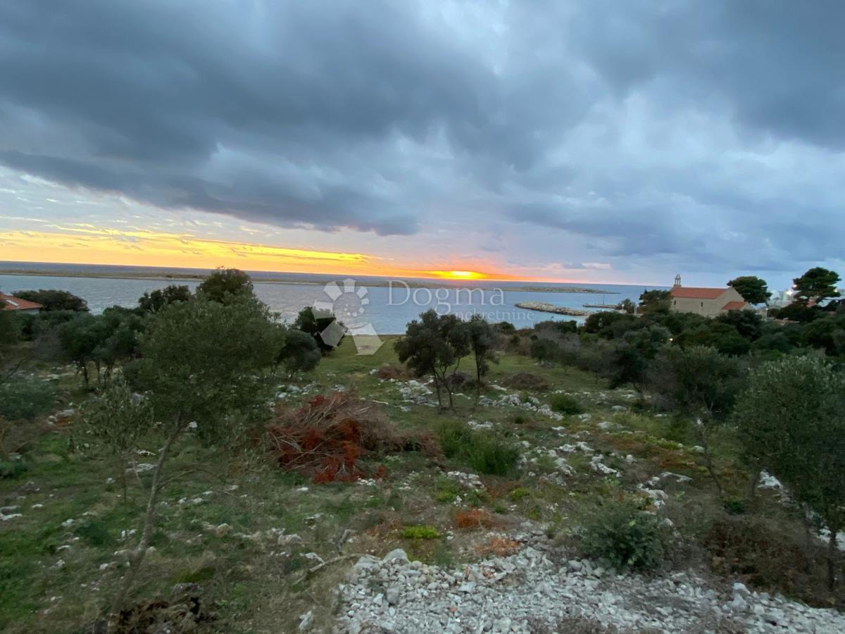Zazidljivo zemljišče Premuda, Zadar - Okolica, 401m2