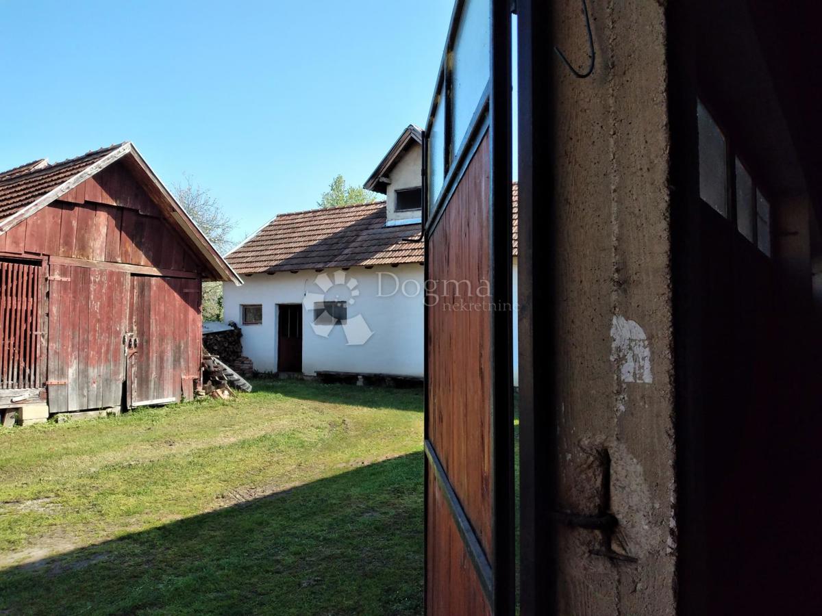 Hiša Ponikvari, Topusko, 140m2