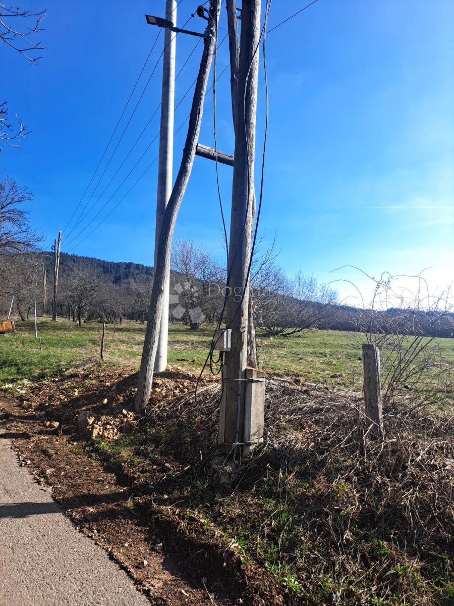 Zazidljivo zemljišče Vrhovine, 5.596m2