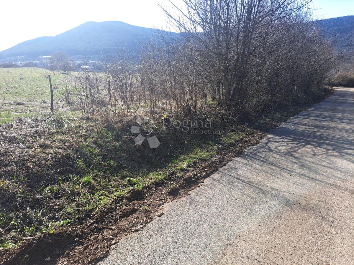 Zazidljivo zemljišče Vrhovine, 5.596m2