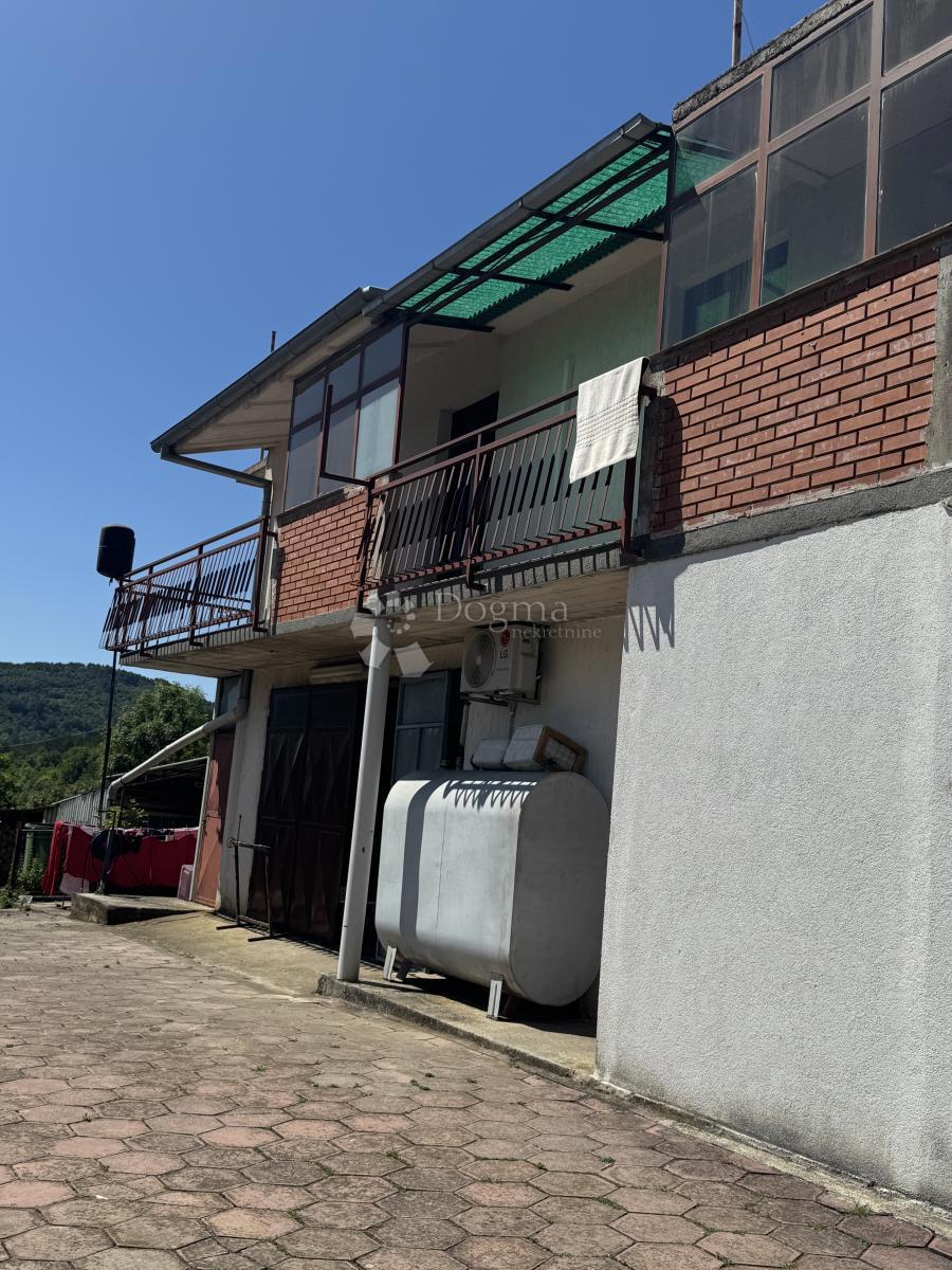 Hiša Buzet, 177m2