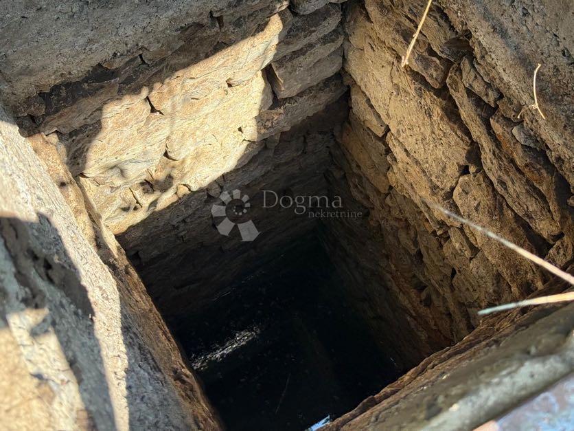 Hiša Trnovac, Gospić - Okolica, 8m2