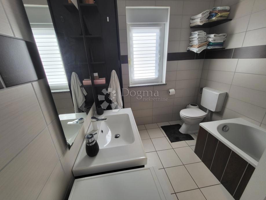 Stanovanje Rovinj, 74m2