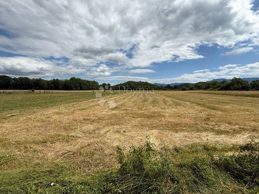 Zazidljivo zemljišče Smiljan, Gospić - Okolica, 4.000m2