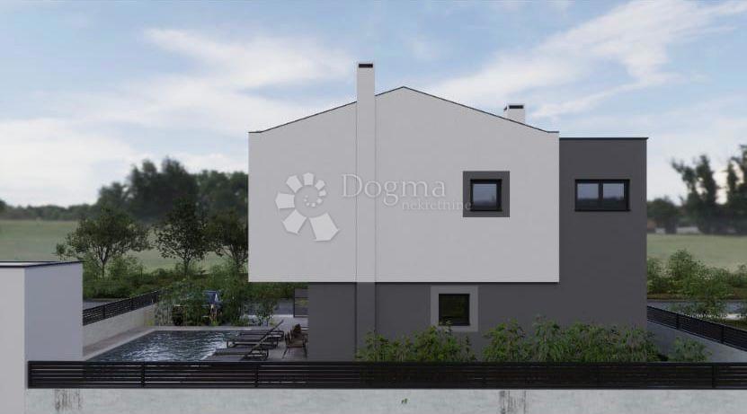 Hiša Monteserpo - Komunal, Pula, 150m2