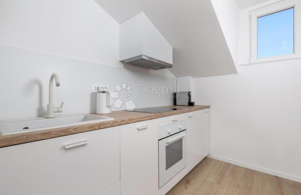 Stanovanje Opatija - Centar, Opatija, 83,80m2
