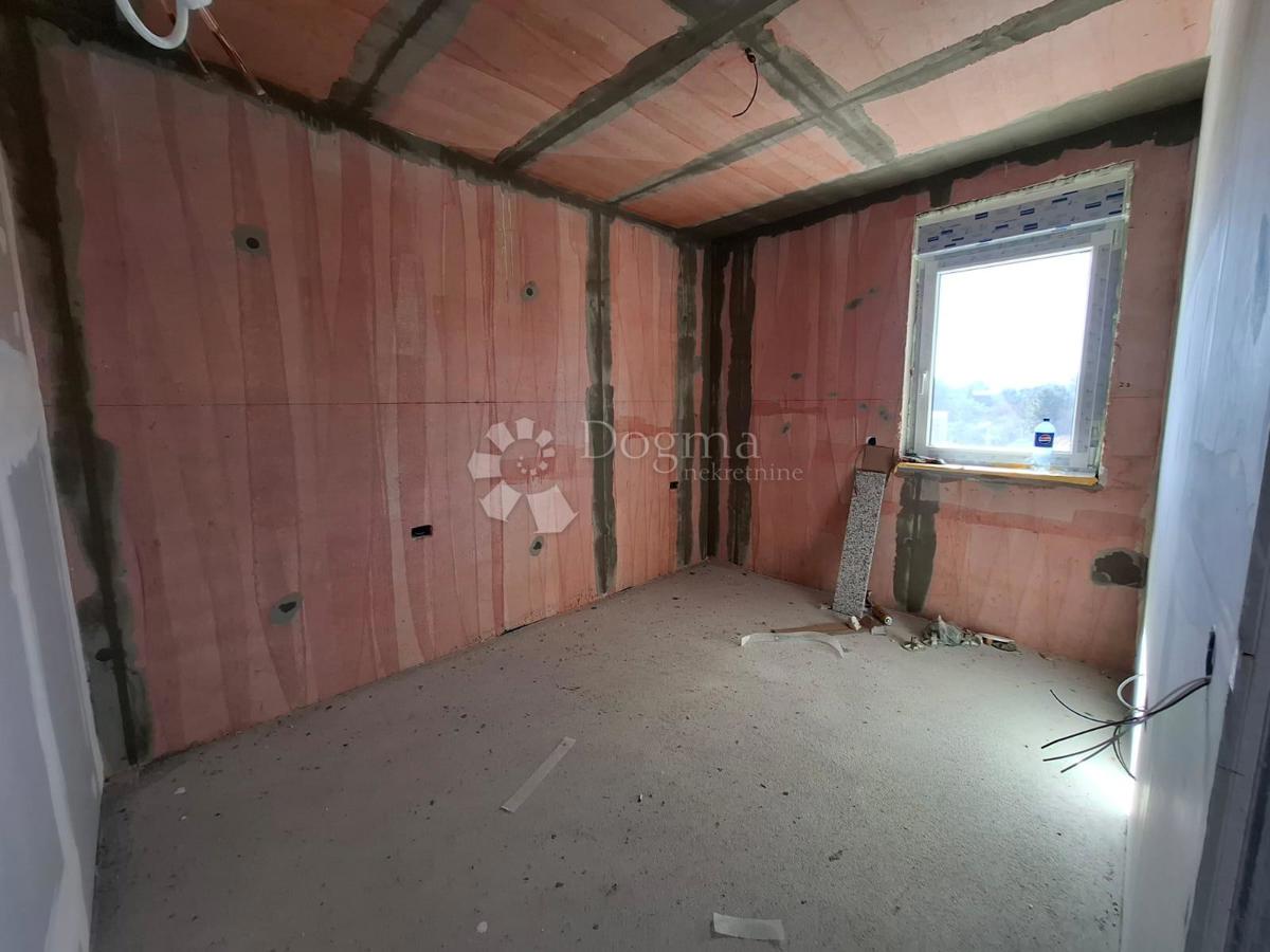 Stanovanje Tar, Tar-Vabriga, 70m2