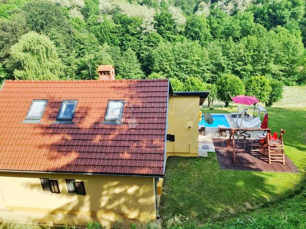 Hiša Klanjec, 120m2