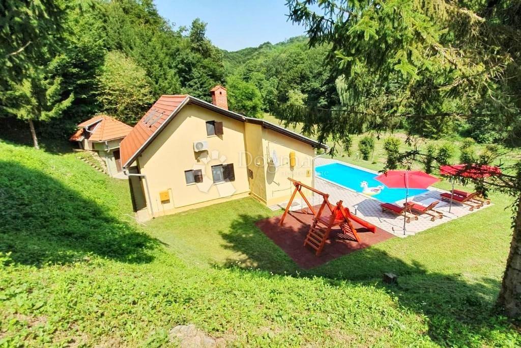 Hiša Klanjec, 120m2