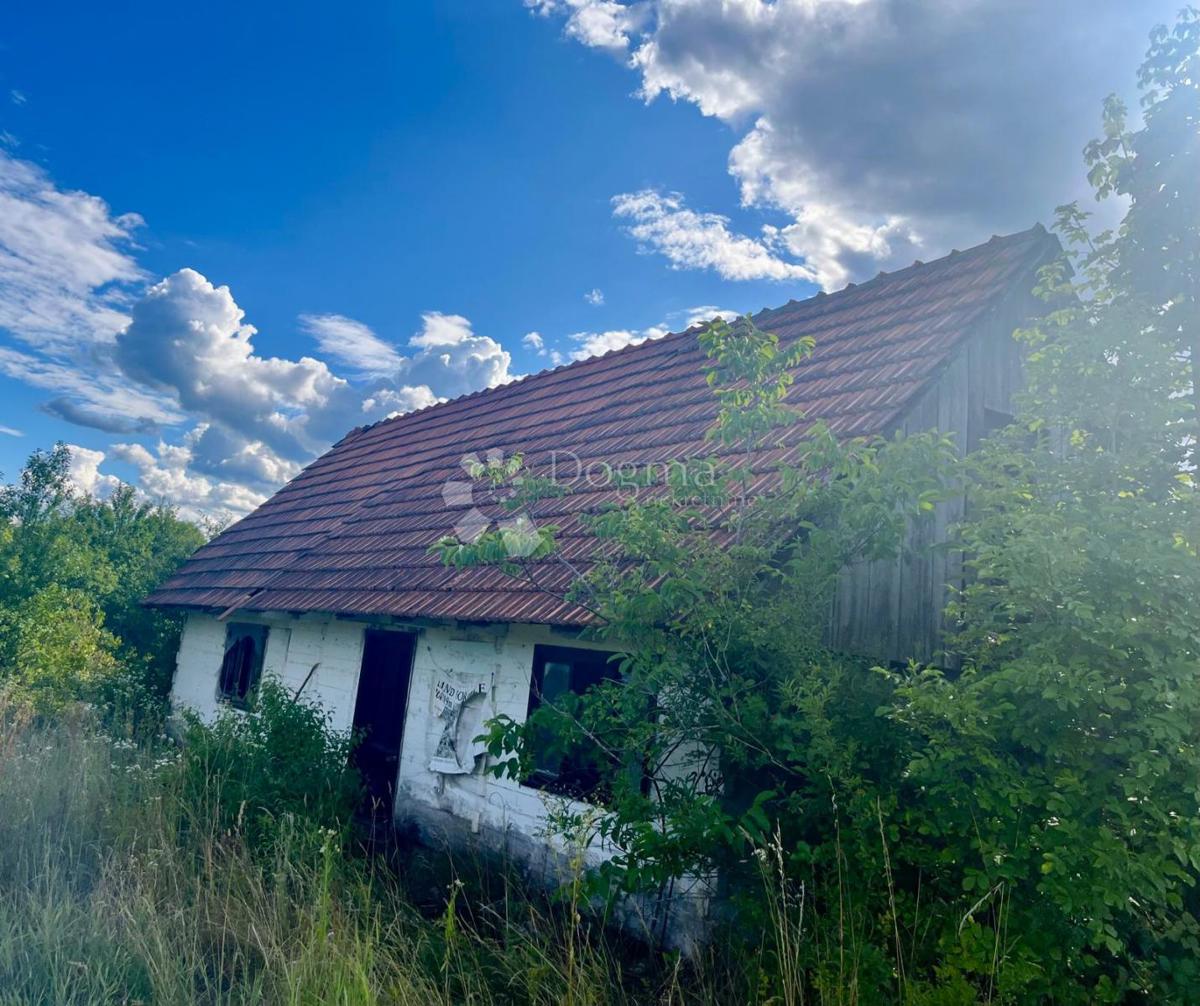 Zazidljivo zemljišče Broćanac, Rakovica, 204.119m2