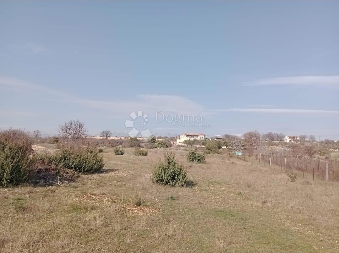 Zemljišče Slivnica, Posedarje, 5.025m2