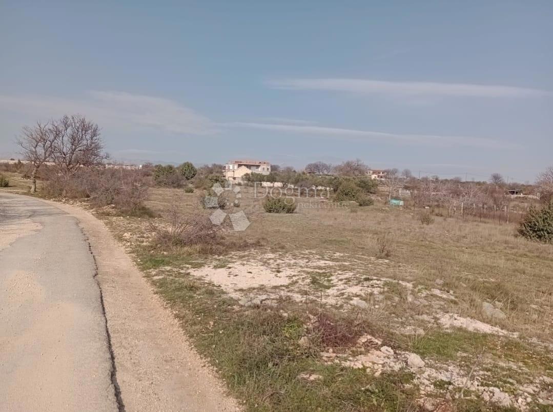 Zemljišče Slivnica, Posedarje, 5.025m2