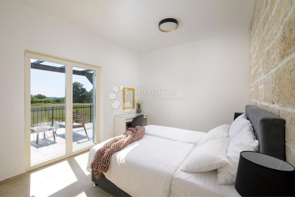 Hiša Rovinj, 220m2
