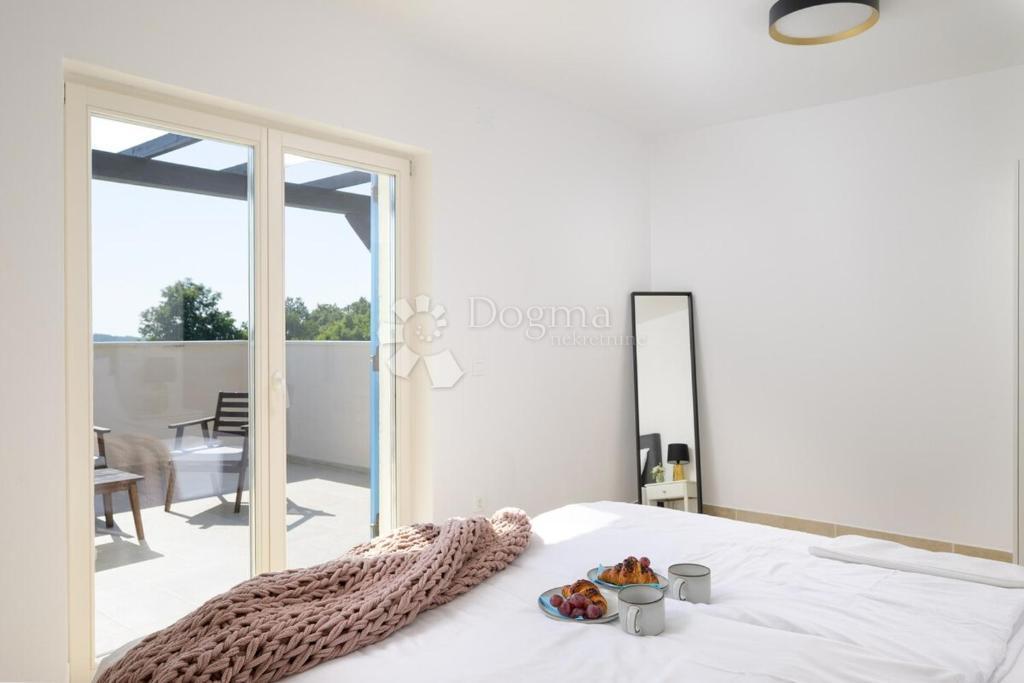 Hiša Rovinj, 220m2