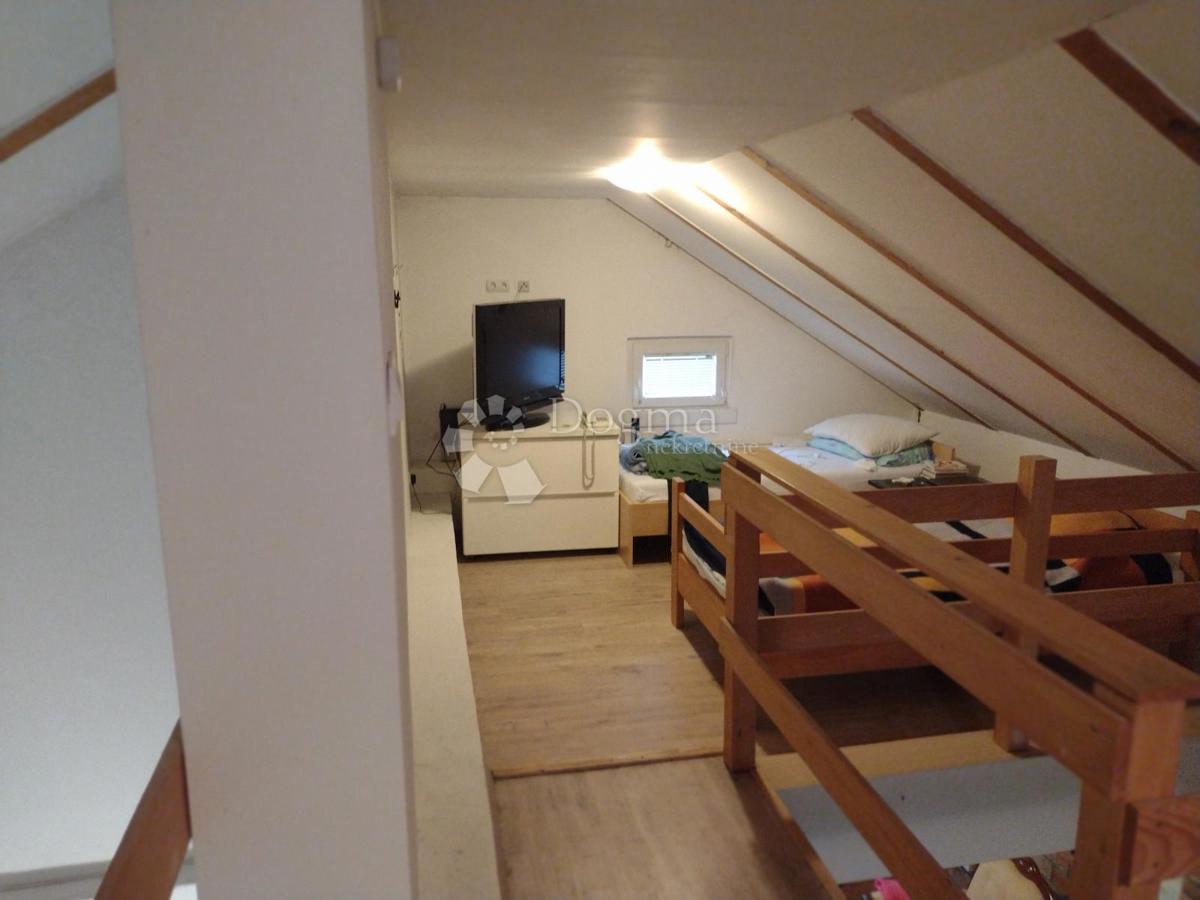 Hiša Svinica, Majur, 103m2