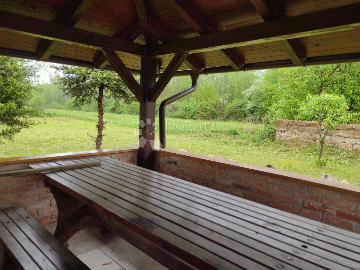 Hiša Svinica, Majur, 103m2