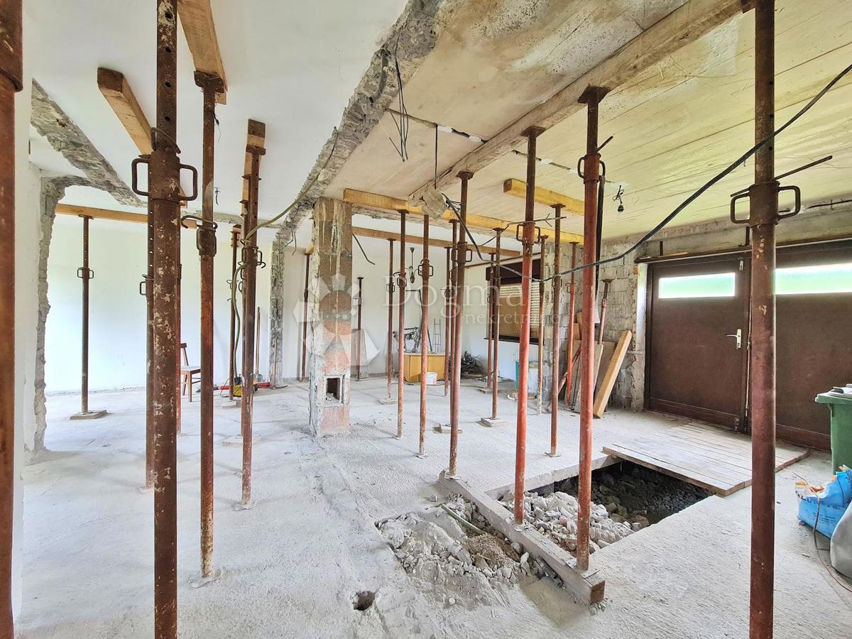 Hiša Mrkopalj, 160m2
