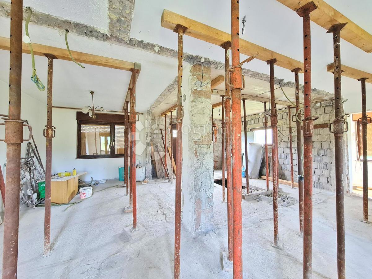 Hiša Mrkopalj, 160m2