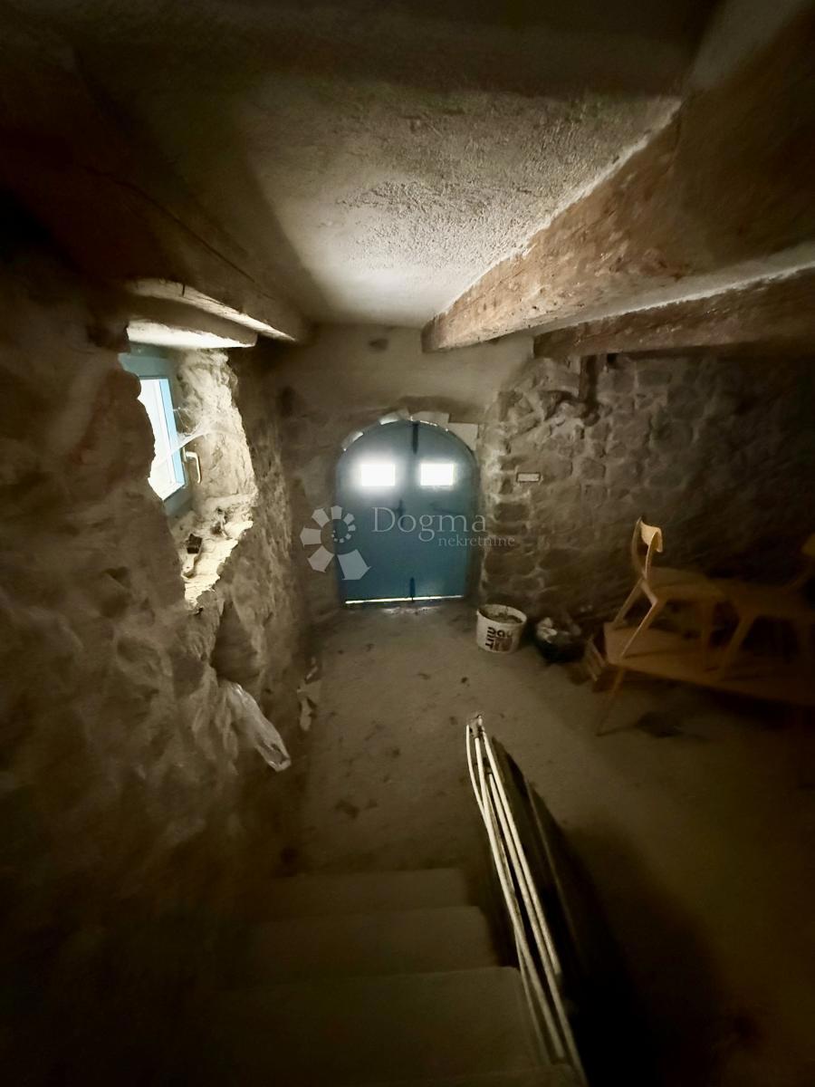 Hiša Omišalj, 120m2