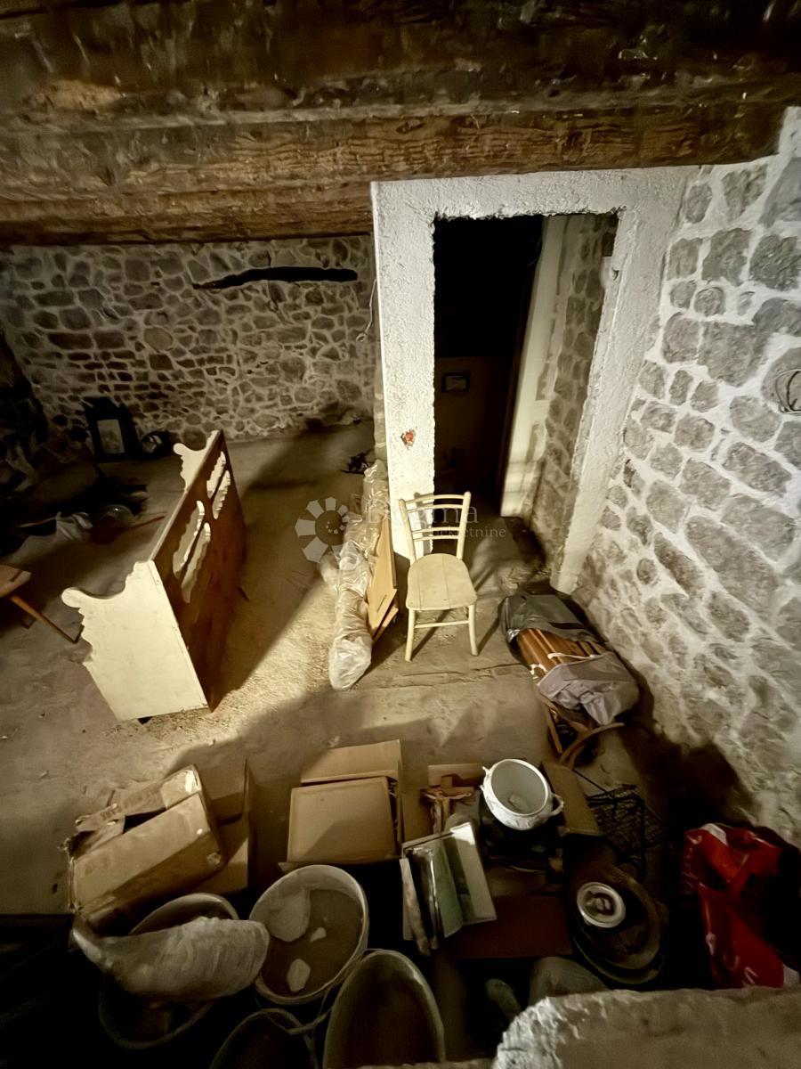 Hiša Omišalj, 120m2