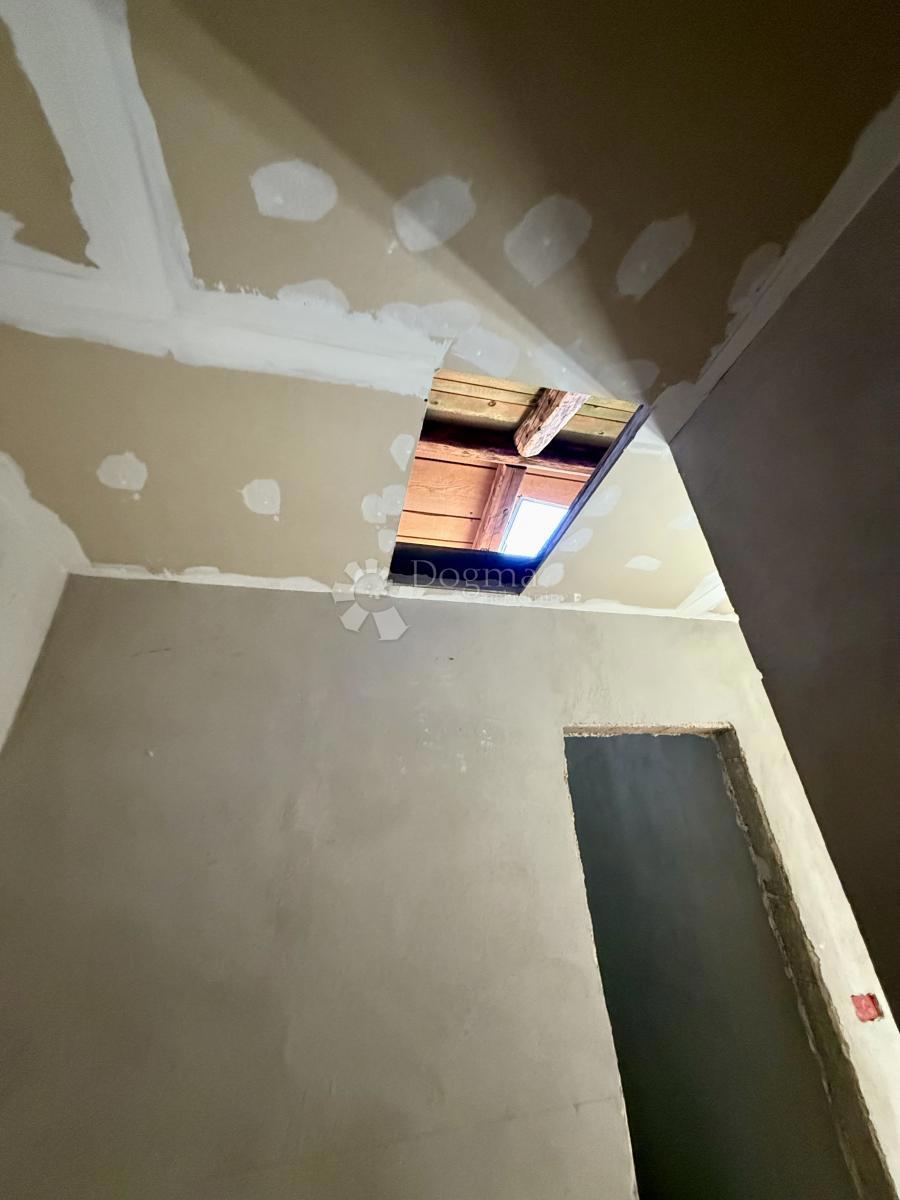Hiša Omišalj, 120m2
