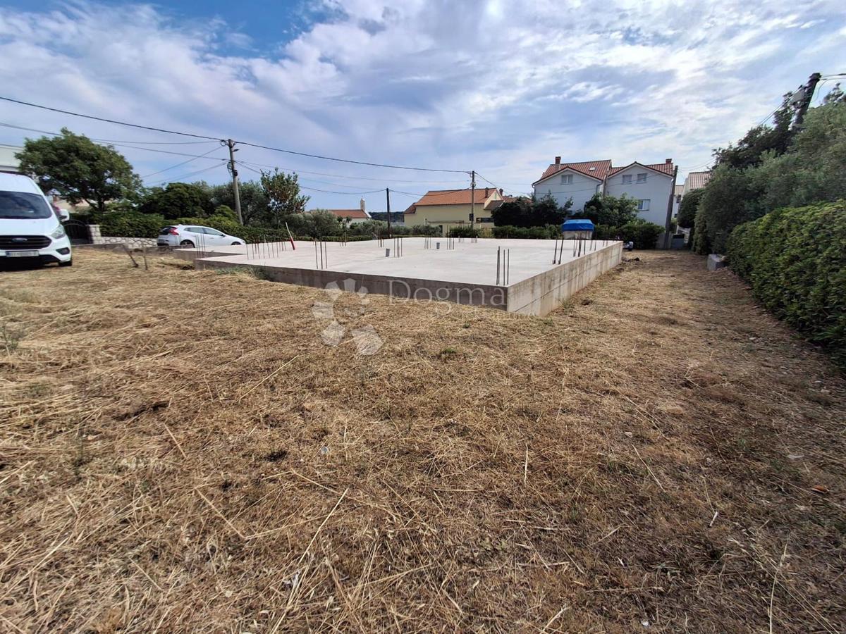 Zazidljivo zemljišče Barbat na Rabu, Rab, 1.123m2