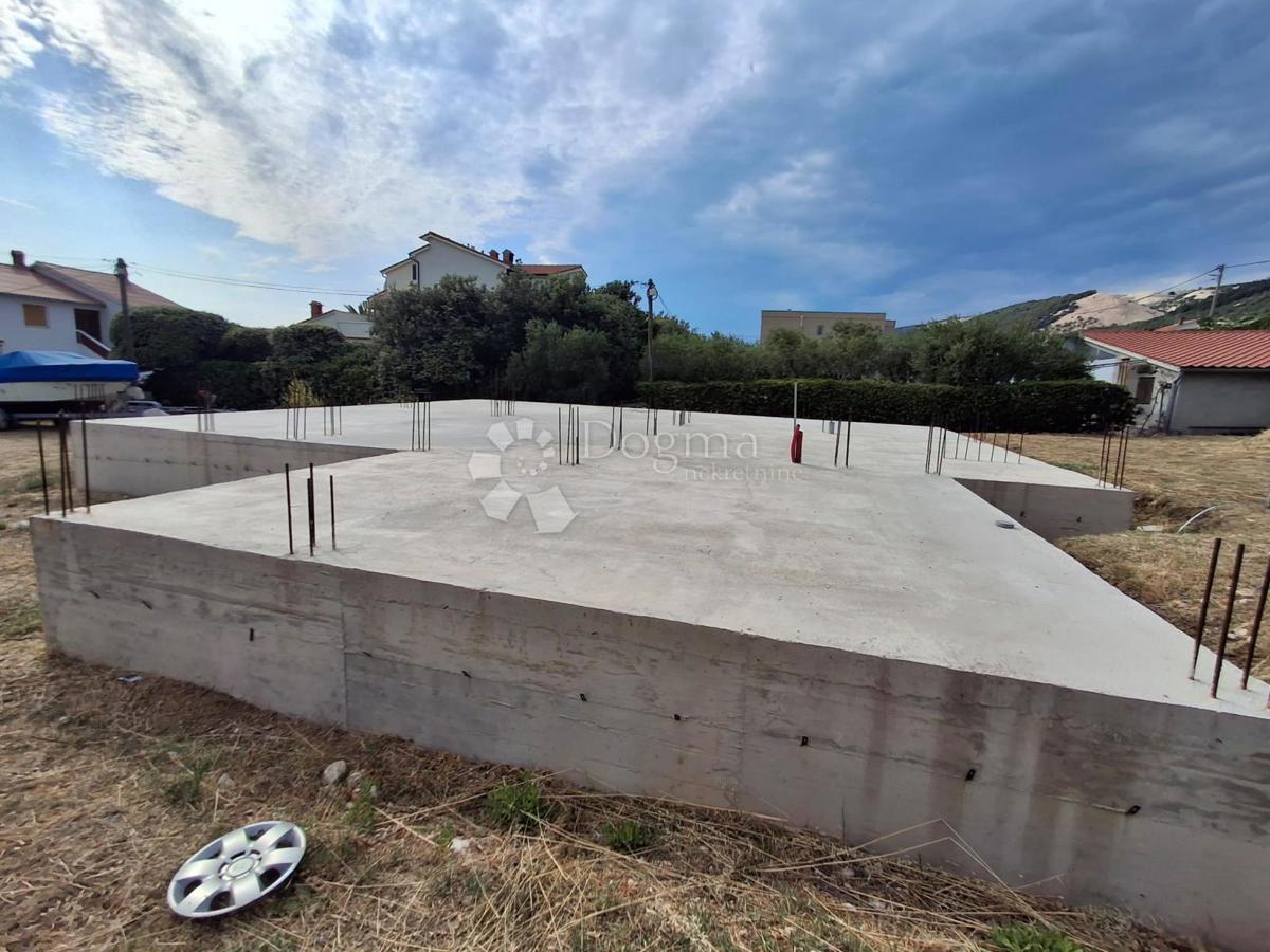 Zazidljivo zemljišče Barbat na Rabu, Rab, 1.123m2