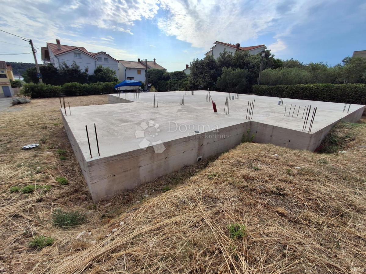 Zazidljivo zemljišče Barbat na Rabu, Rab, 1.123m2