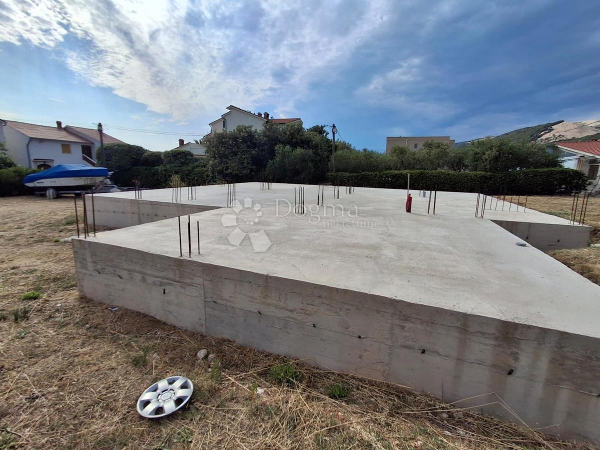 Zazidljivo zemljišče Barbat na Rabu, Rab, 1.123m2