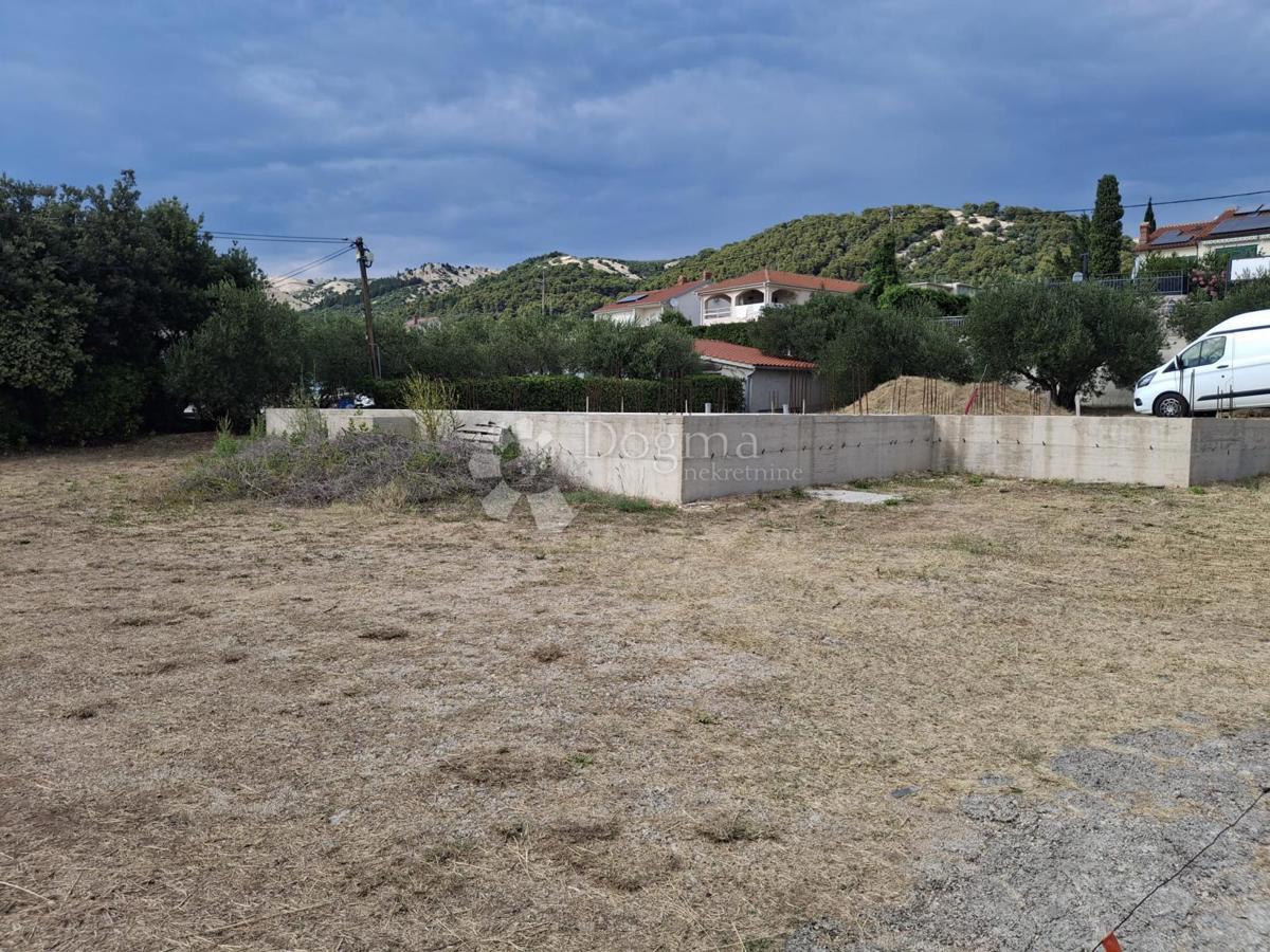 Zazidljivo zemljišče Barbat na Rabu, Rab, 1.123m2