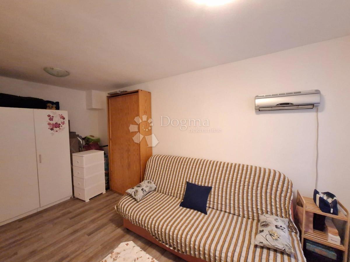 Hiša Buje, 140m2