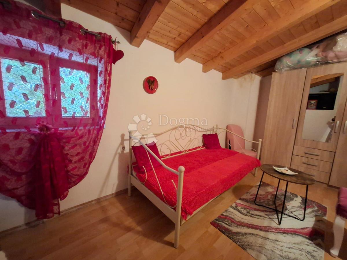 Hiša Buje, 140m2