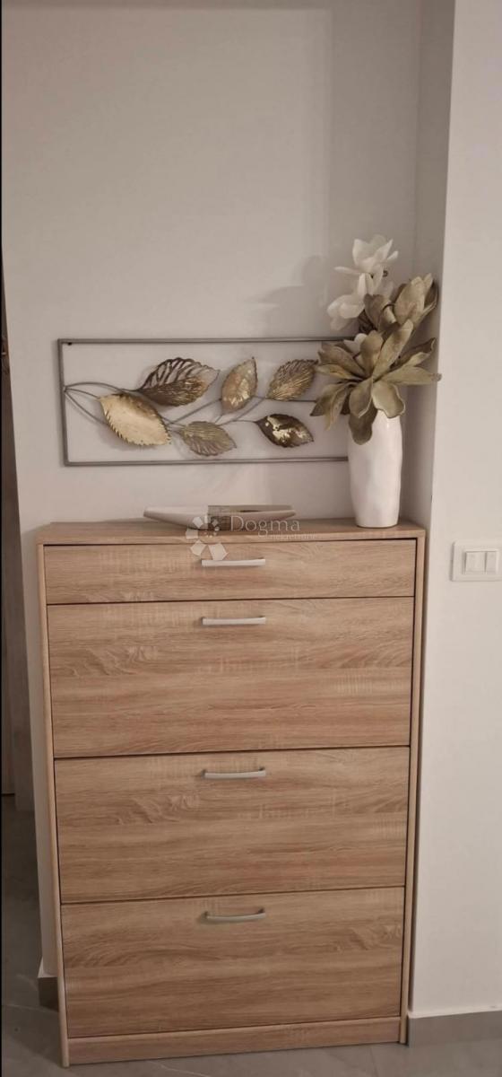 Žminj - Apartma 60,5m2 + 2 parkirni mesti