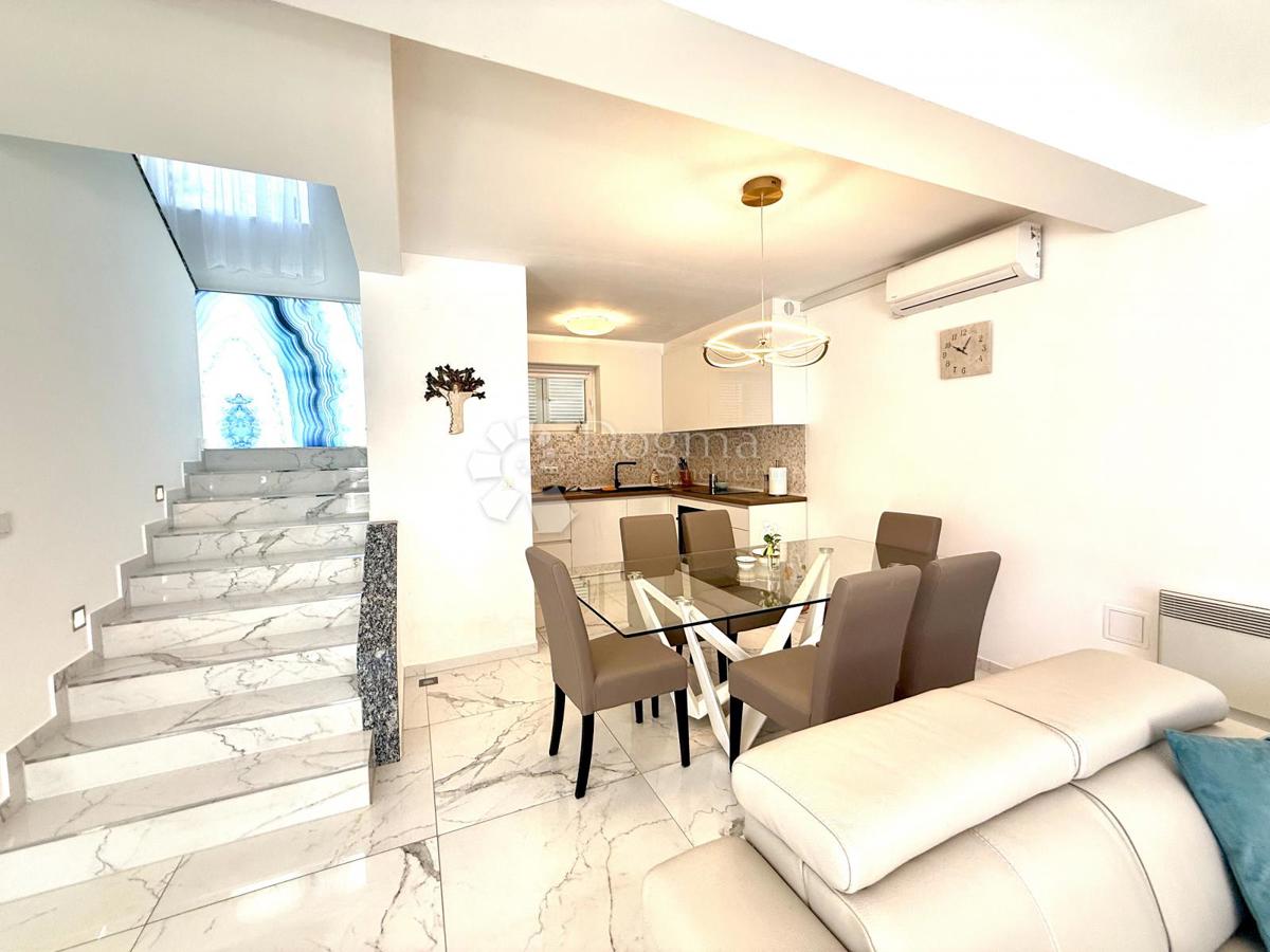 Hiša Dramalj, Crikvenica, 205m2
