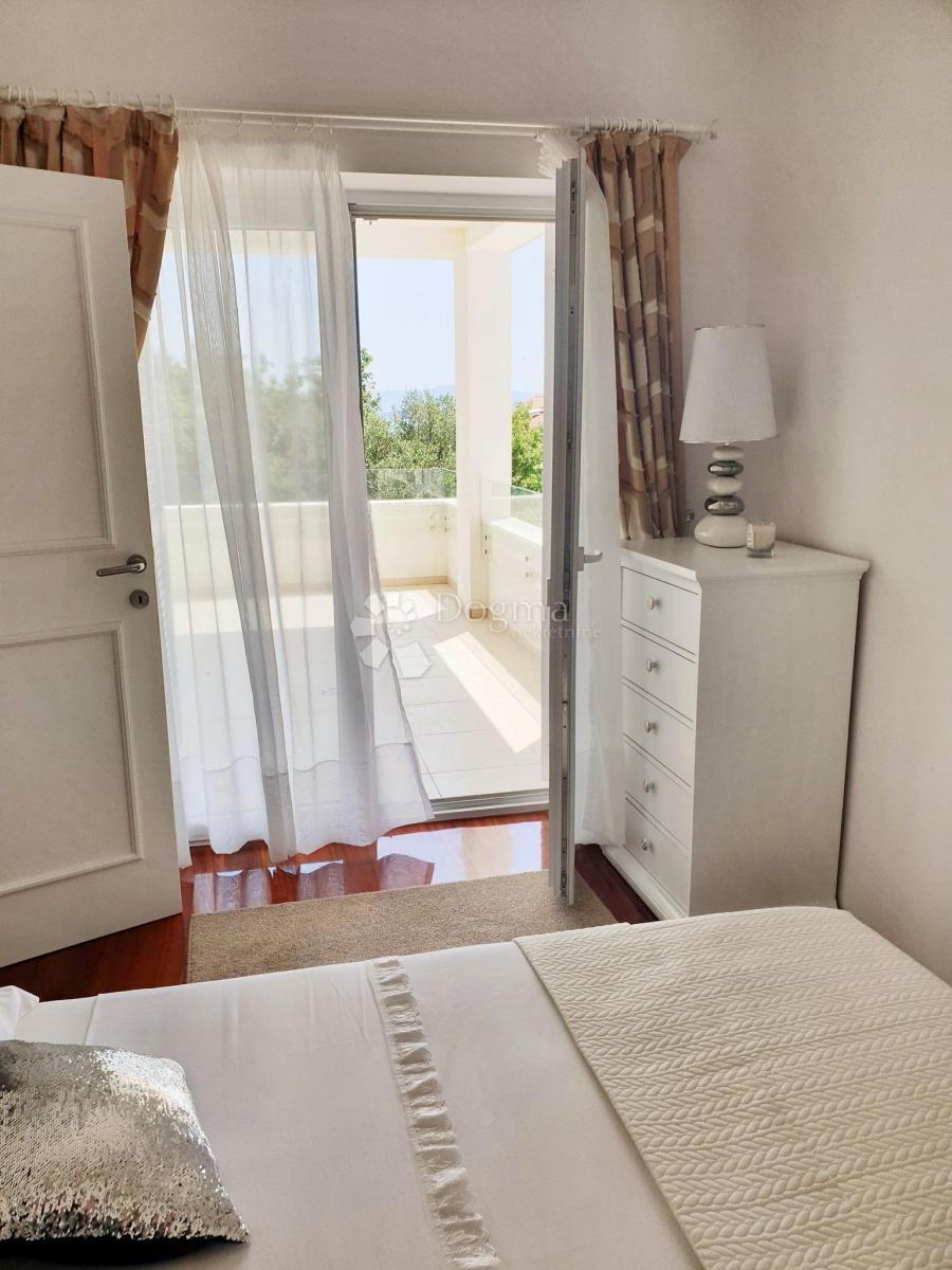 Hiša Dramalj, Crikvenica, 205m2