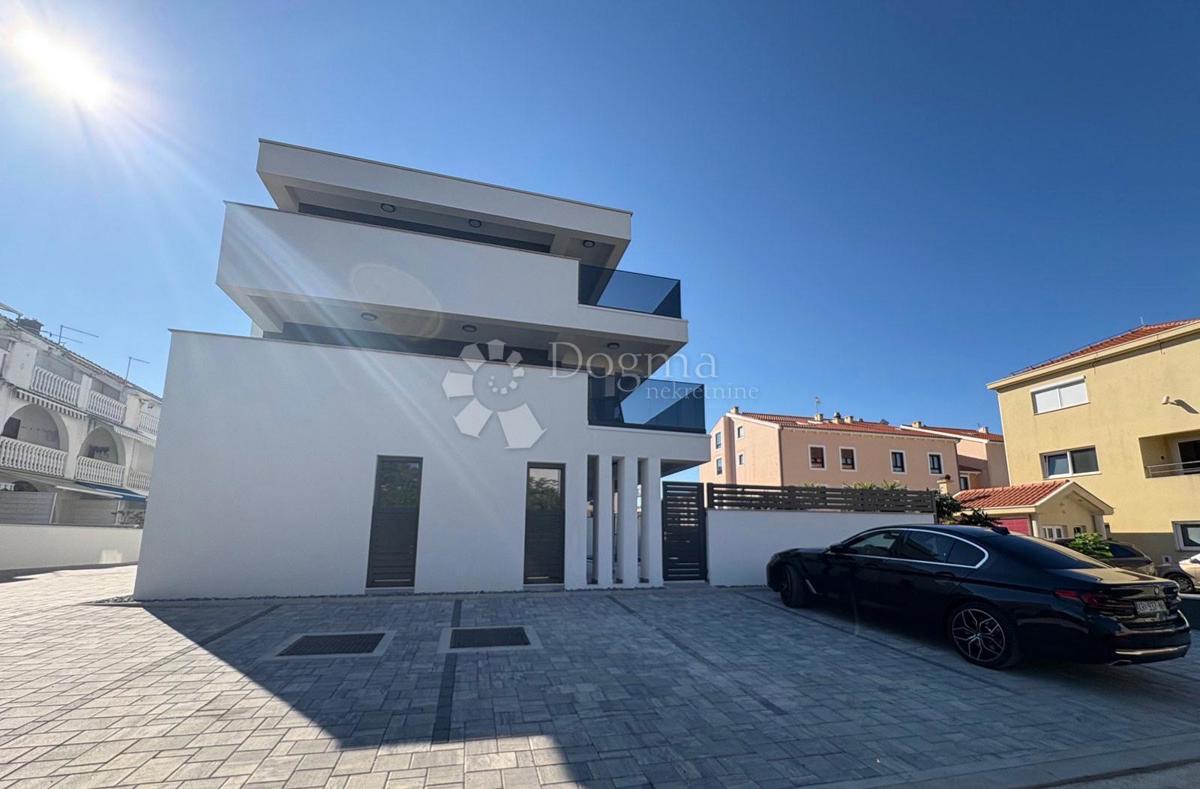 Stanovanje Škrapavac, Privlaka, 213,17m2